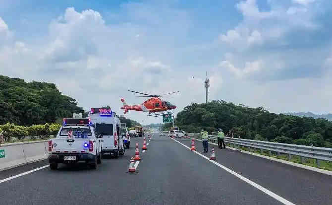 澄城高速公路汽车救援案例