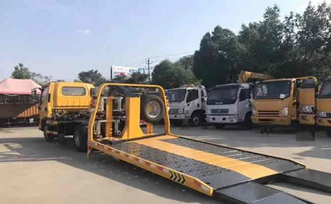 澄城汽车中途维修案例